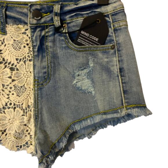 Mind Code Lace Detail Distressed Raw Hem Trim Short Denim Jean Shorts Women Sz S - Picture 4 of 8
